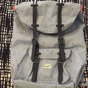 Herschel computer backpack